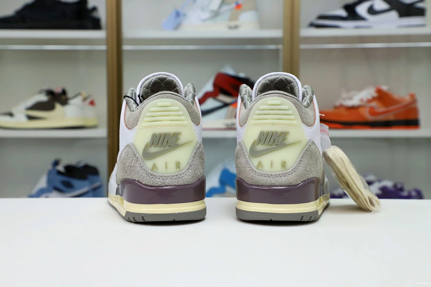 MANIÉRE JORDAN WMNS 3 X AIR 0811